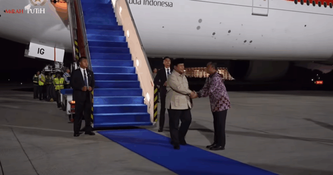 普拉博沃总统(Prabowo Subianto)结束对中国的短暂工作访问后,于9月3日晚上返抵雅加达。