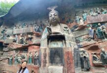 中国驻棉兰总领馆领区媒体团赴大足石刻参观 感受世界文化遗产魅力