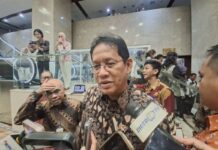 财长允许雅加达省政府发行债券 但提醒谨慎举债